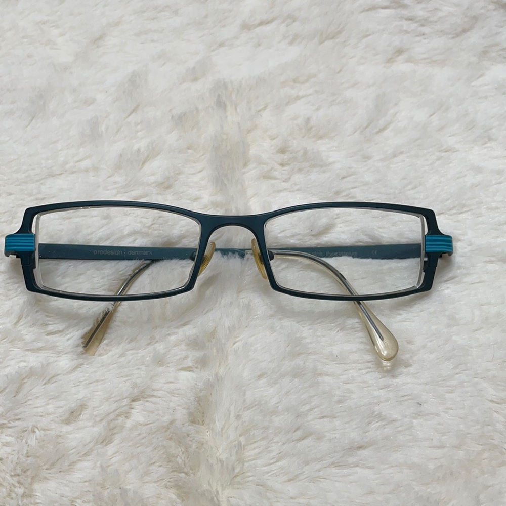 Titanium women’s pro design glasses